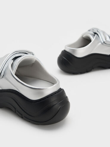 Zapatillas slip-on acolchadas de nylon efecto metalizado con doble correa, Plateado, hi-res