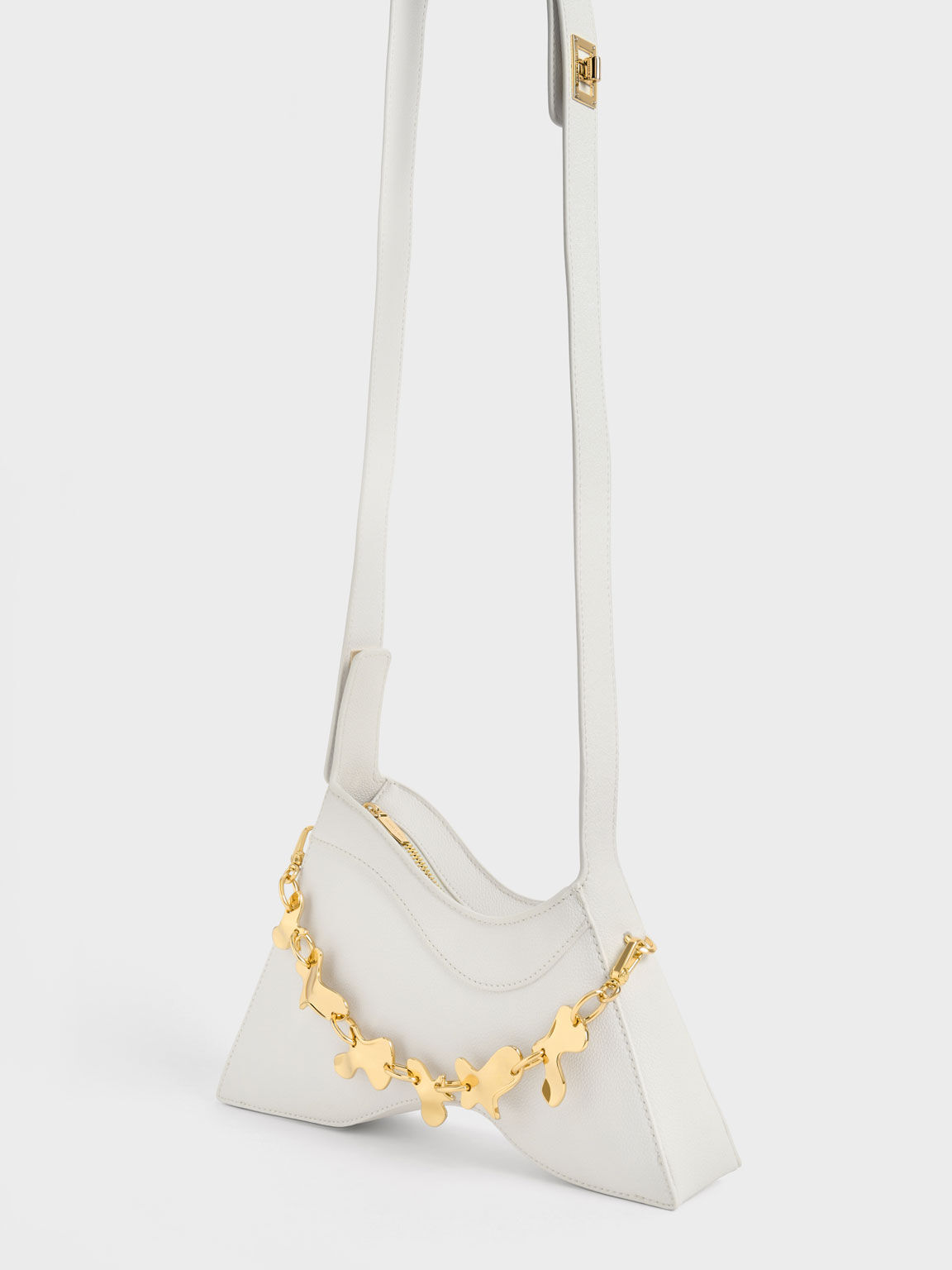 Verity Chain-Link Sculptural Bag, White, hi-res
