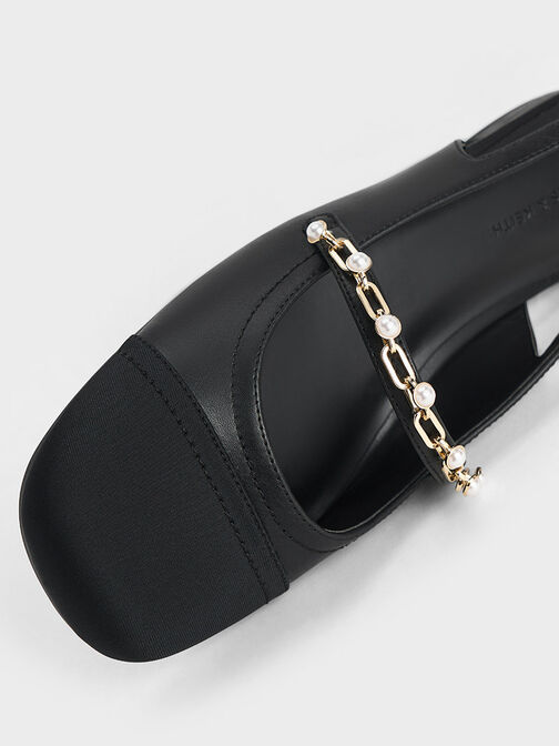 Zapatos planos destalonados con detalle de cadena y cuentas, Negro, hi-res