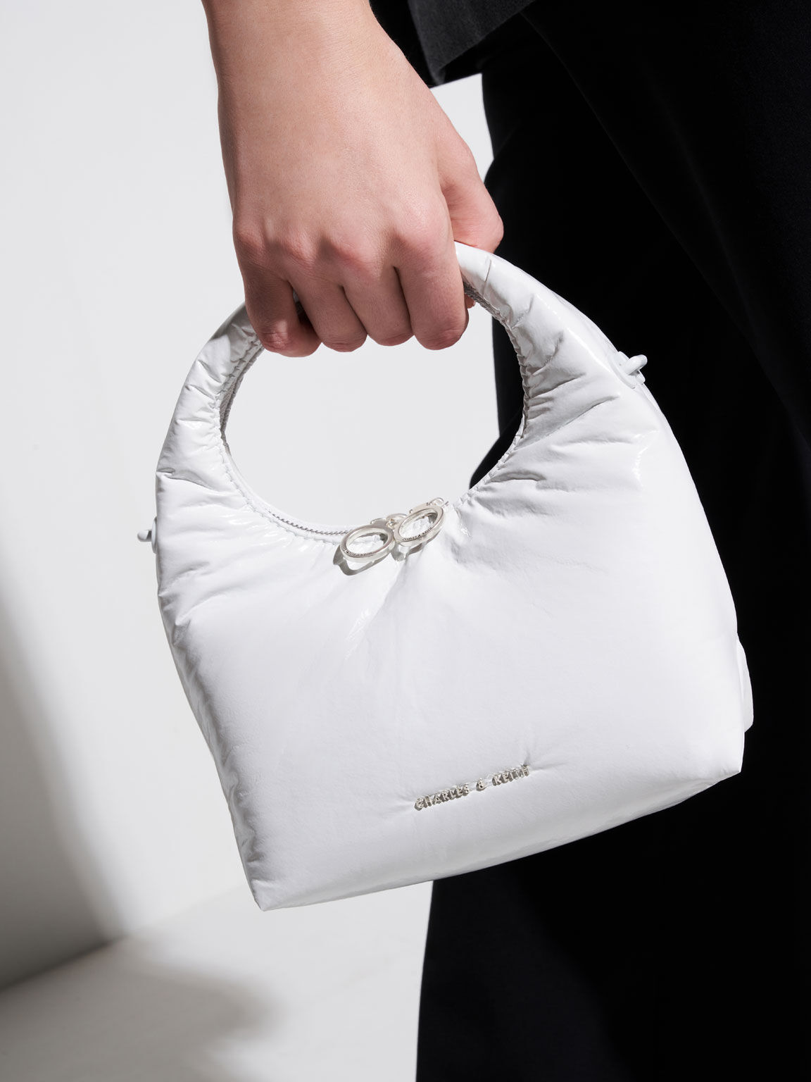 White Wrinkled-Effect Puffy Bag - CHARLES & KEITH SE