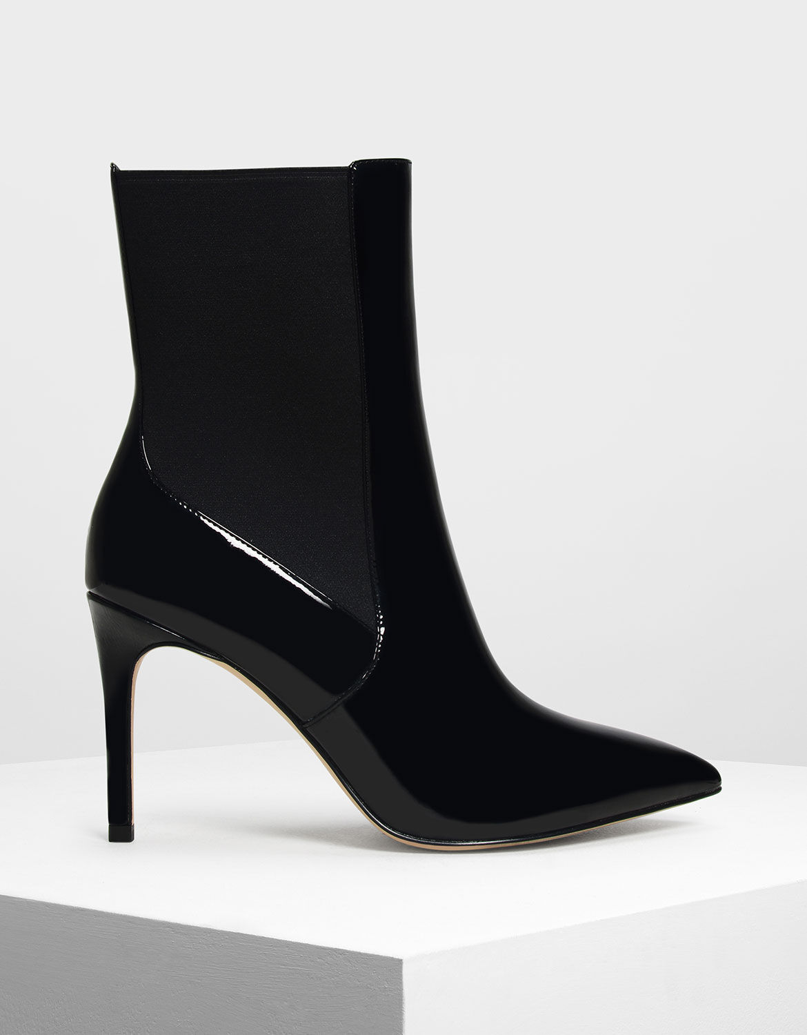 black pointed chelsea boots