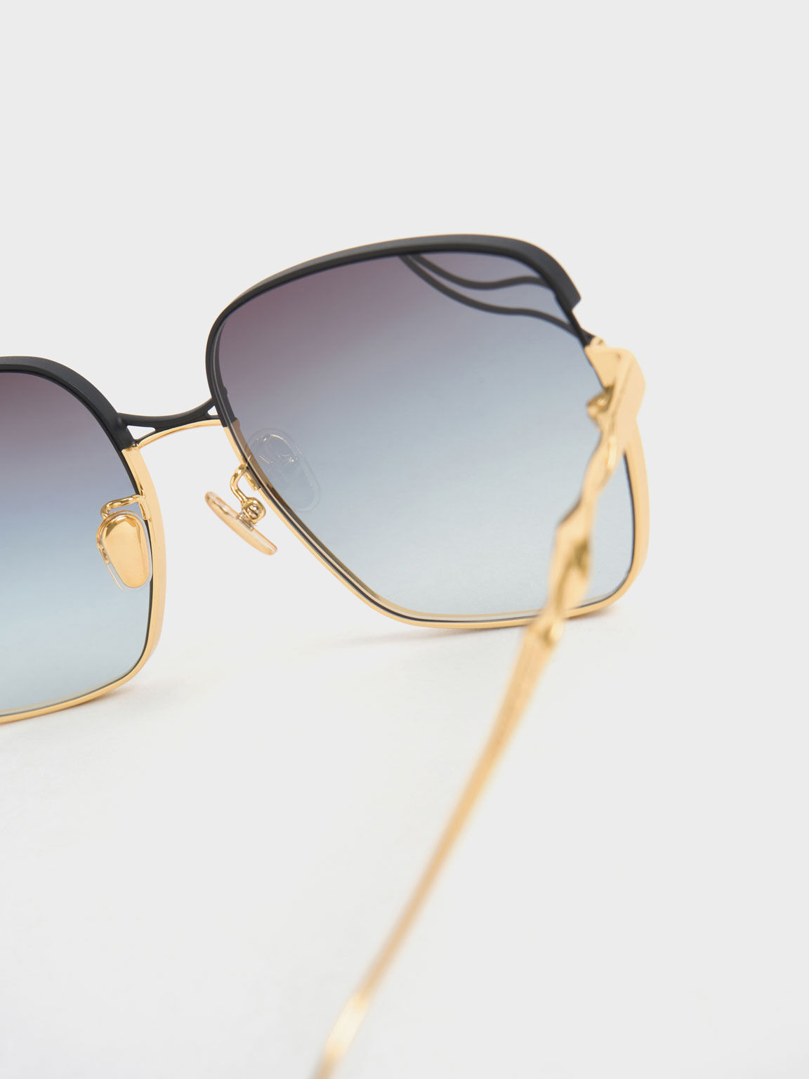 Wavy Wire-Frame Square Sunglasses, Black, hi-res