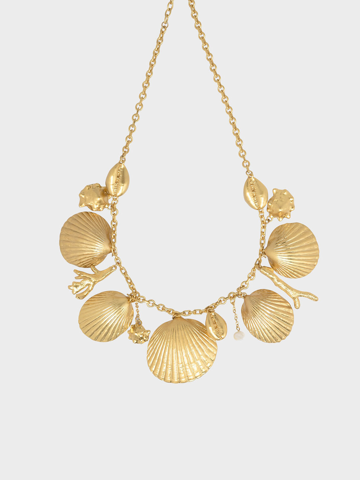 Seashell Necklace, Gold, hi-res
