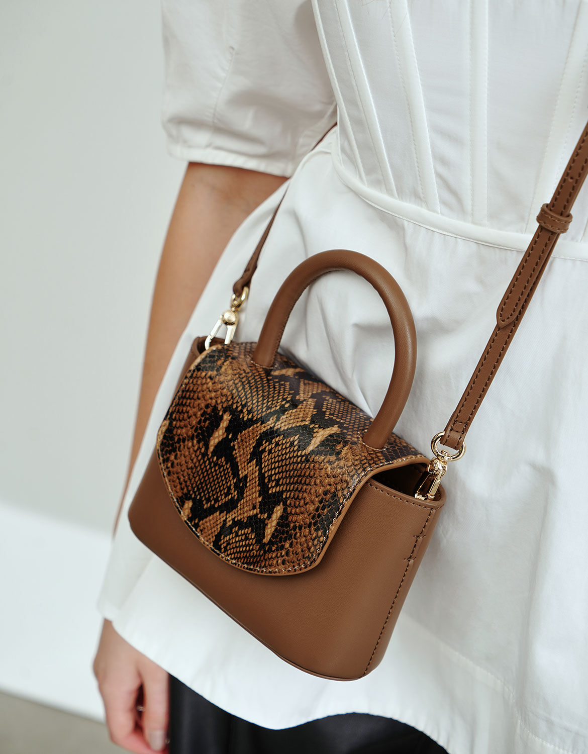 Charles And Keith Snake Print Bag Discount Sale, UP TO 68% OFF 