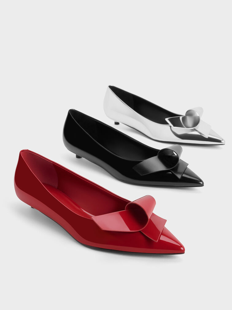 Zapatos planos esculturales con punta en punta y nudo, Rojo, hi-res