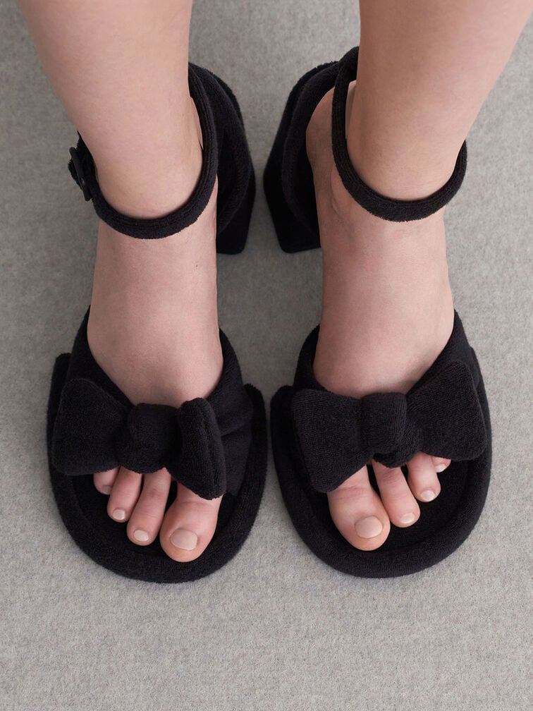 Sandalias texturizadas Loey con correa al tobillo y lazo, Negro texturizado, hi-res