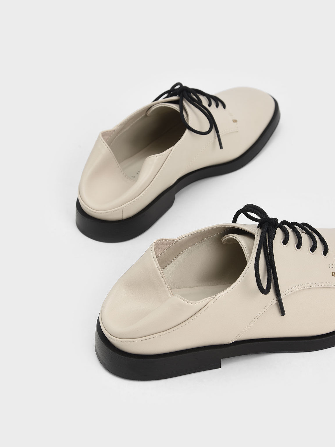 Metallic Accent Lace-Up Derby Shoes, Cream, hi-res
