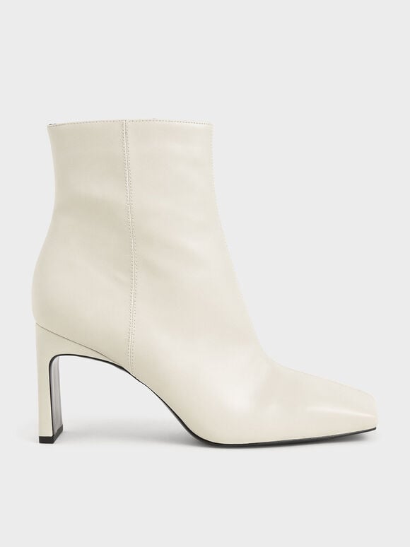 Shop Women's Boots Online - CHARLES & KEITH NL
