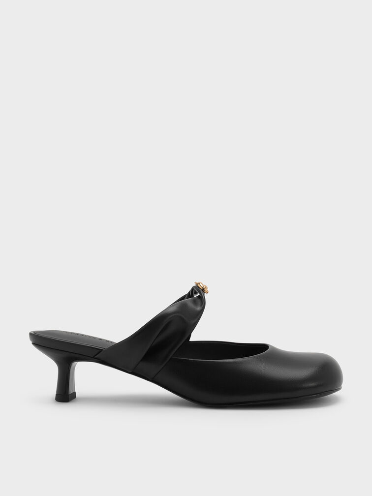 Mules &agrave; petits talons avec brides torsad&eacute;es et d&eacute;tails m&eacute;talliques, Noir, hi-res