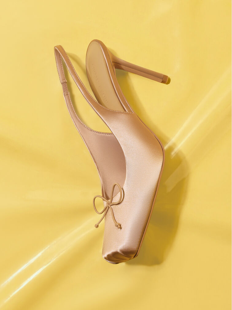 D&eacute;collet&eacute; slingback in raso con ruches e tacco a spillo, Nude, hi-res