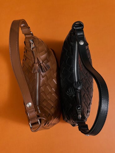 Ivette geflochtene Hobo-Tasche mit Quaste, Schokoladenbraun, hi-res