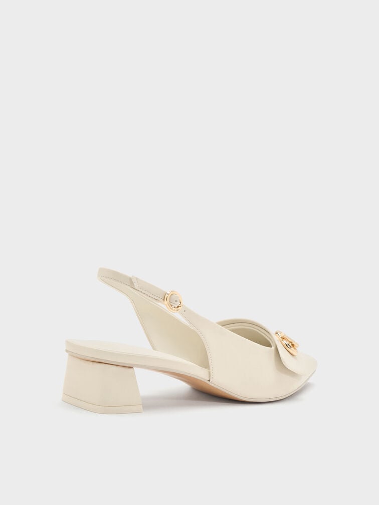 Slingback-Pumps mit spitzer Zehenpartie und metallischem Akzent, Kreidewei&szlig;, hi-res
