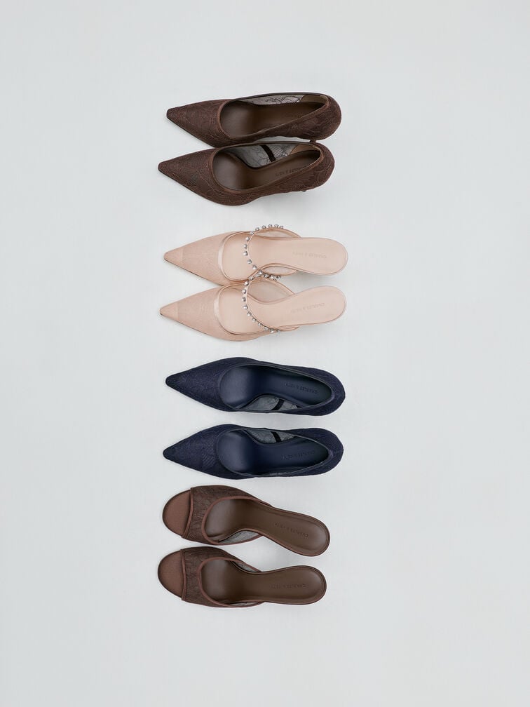 Escarpins à talon aiguille en dentelle et satin, Dark Brown Textured, hi-res