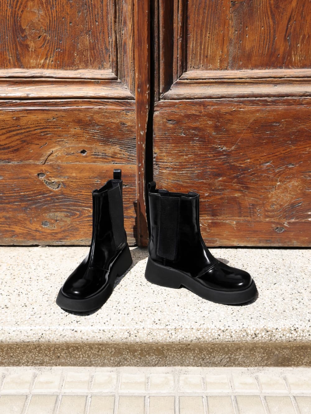 Women’s black Giselle patent Chelsea boots - CHARLES & KEITH