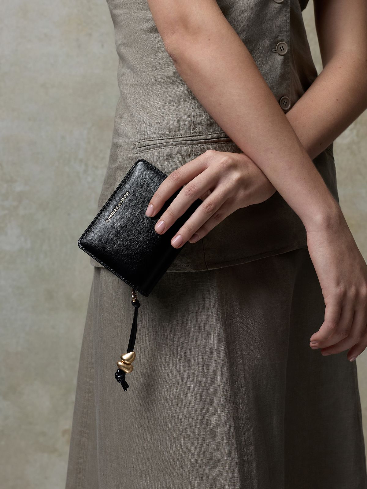 Augustine Sculptural-Detail Small Wallet - Black  -  CHARLES & KEITH