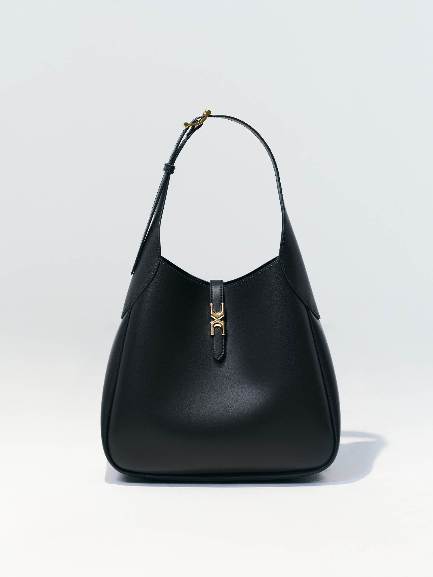 CHARLES & KEITH
