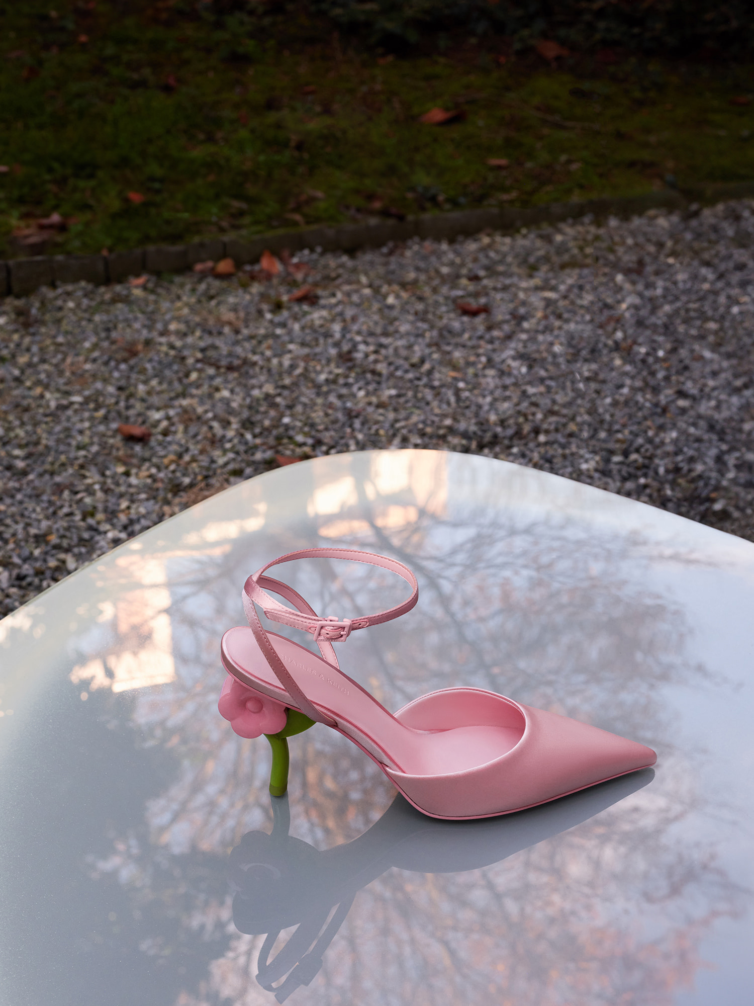 CHARLES & KEITH