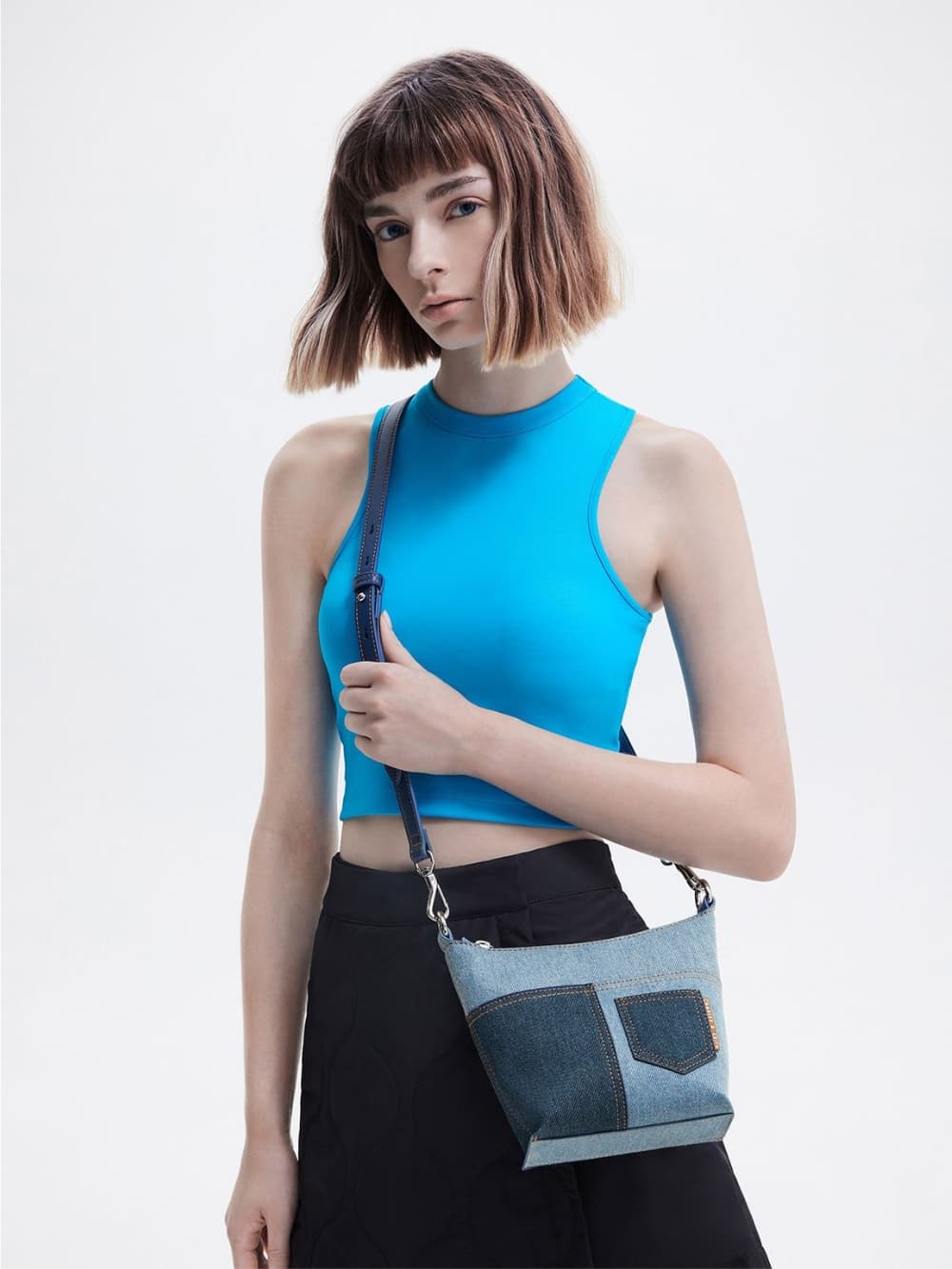 Women’s denim blue Anthea denim contrast-trim shoulder bag - CHARLES & KEITH