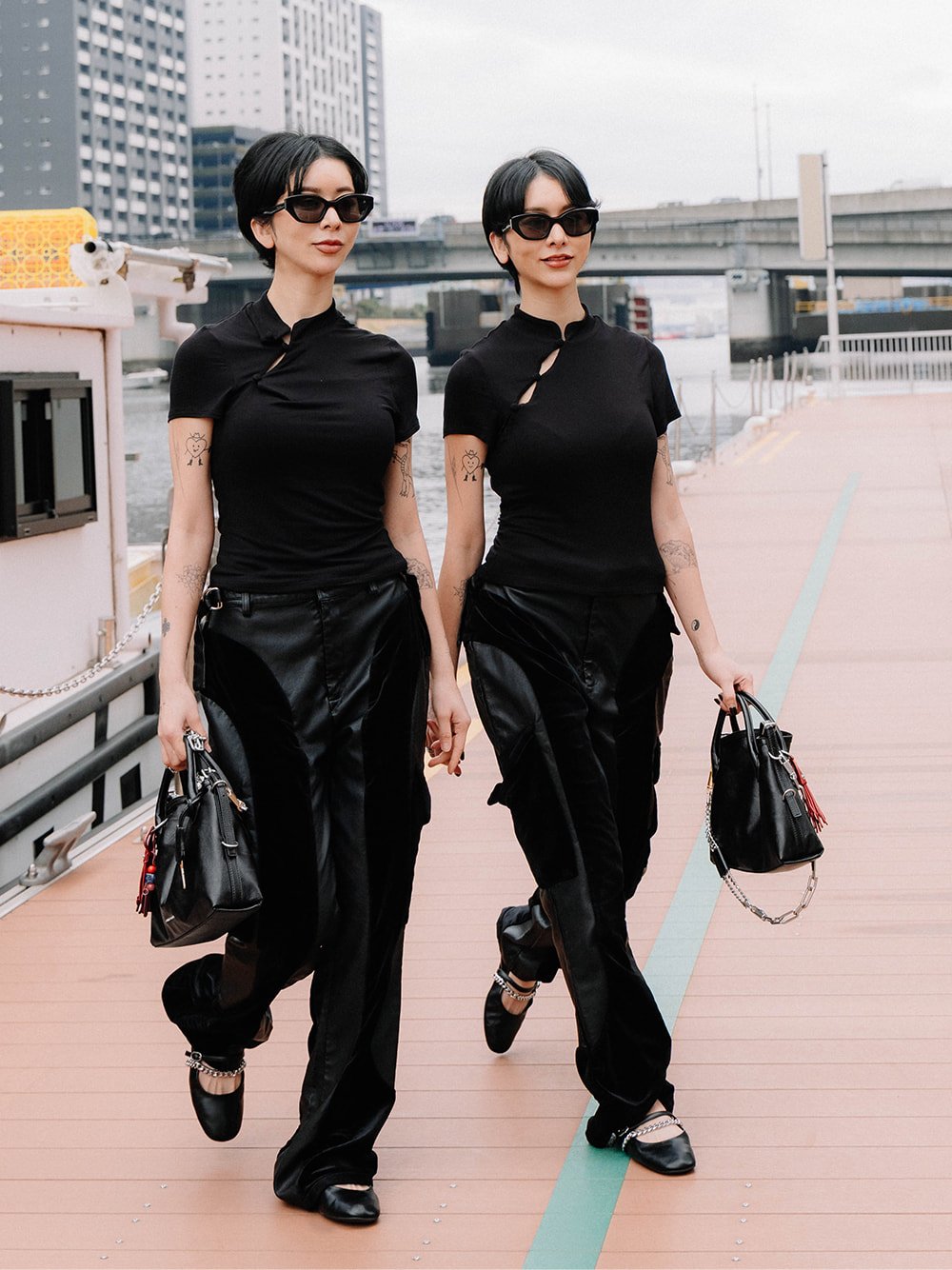 Women’s Delfina chain tote bag, as seen on Monochrome Sachi & Chika - CHARLES & KEITH