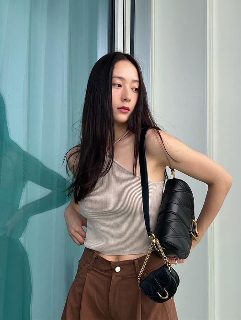 Women’s Gabine quilted saddle bag and micro Gabine quilted saddle bag, as seen on Krystal - CHARLES & KEITH