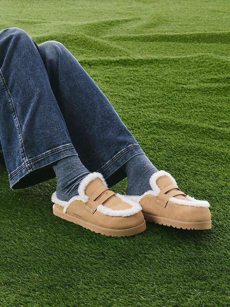 Women's Recycled-Fur Flatform mules in sand - CHARLES & KEITH
