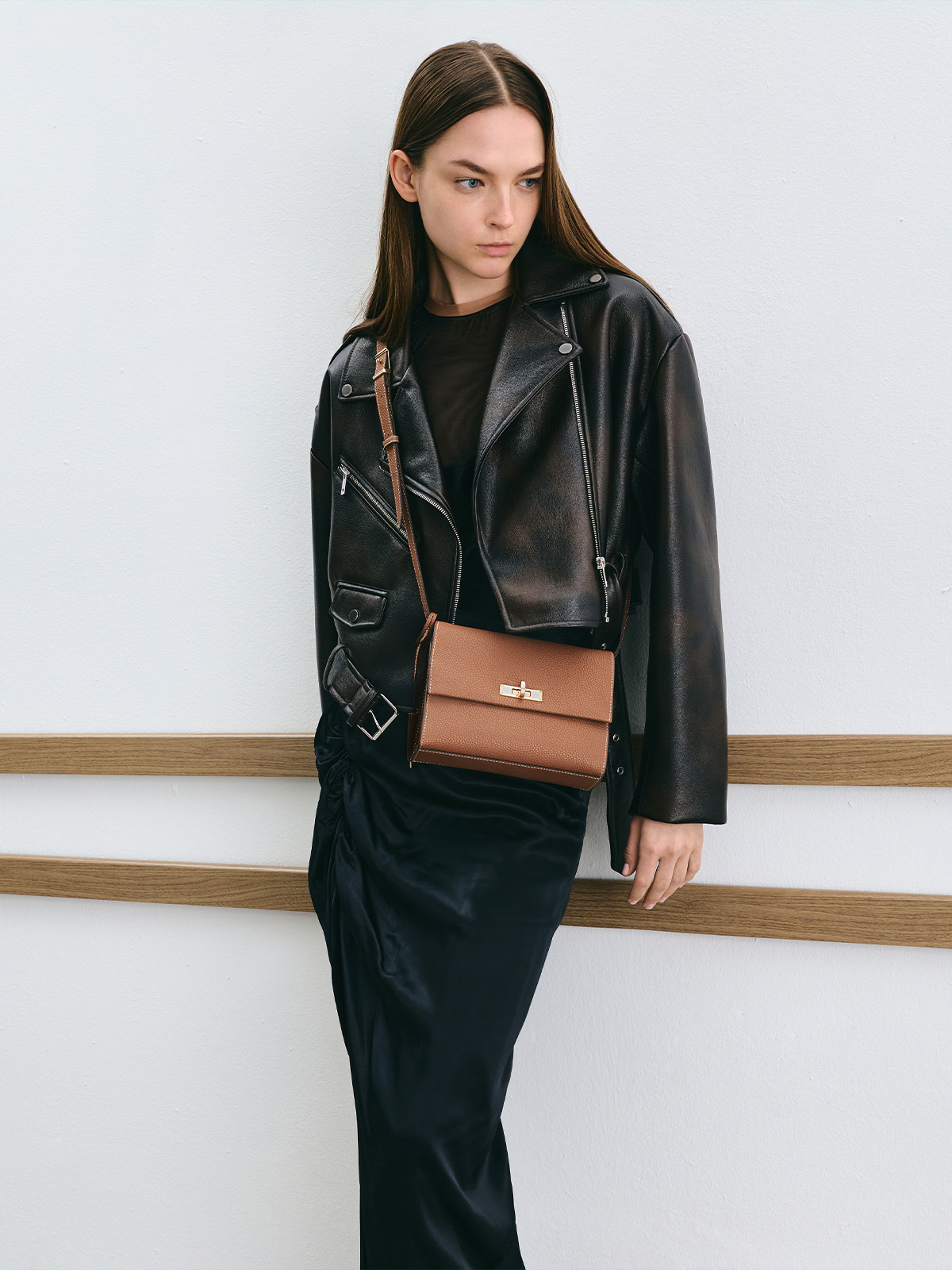 CHARLES & KEITH