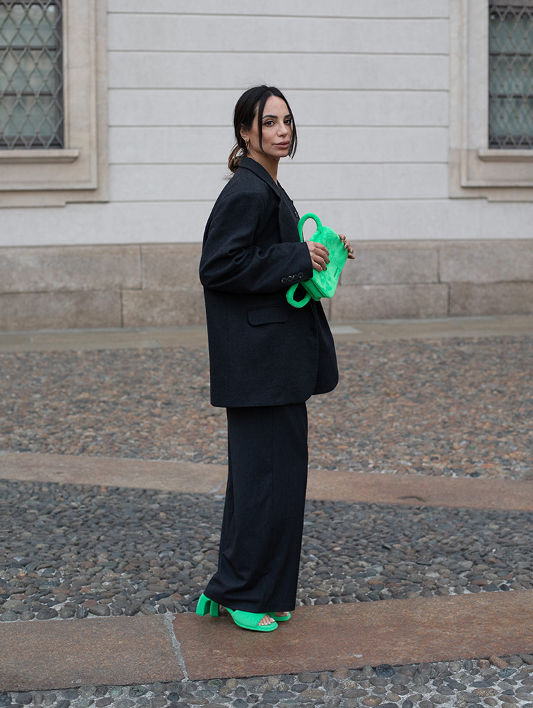 Women’s Loey textured crossbody bag and Loey textured curved heel mules in green, as seen on Zeynab El-Helw – CHARLES & KEITH