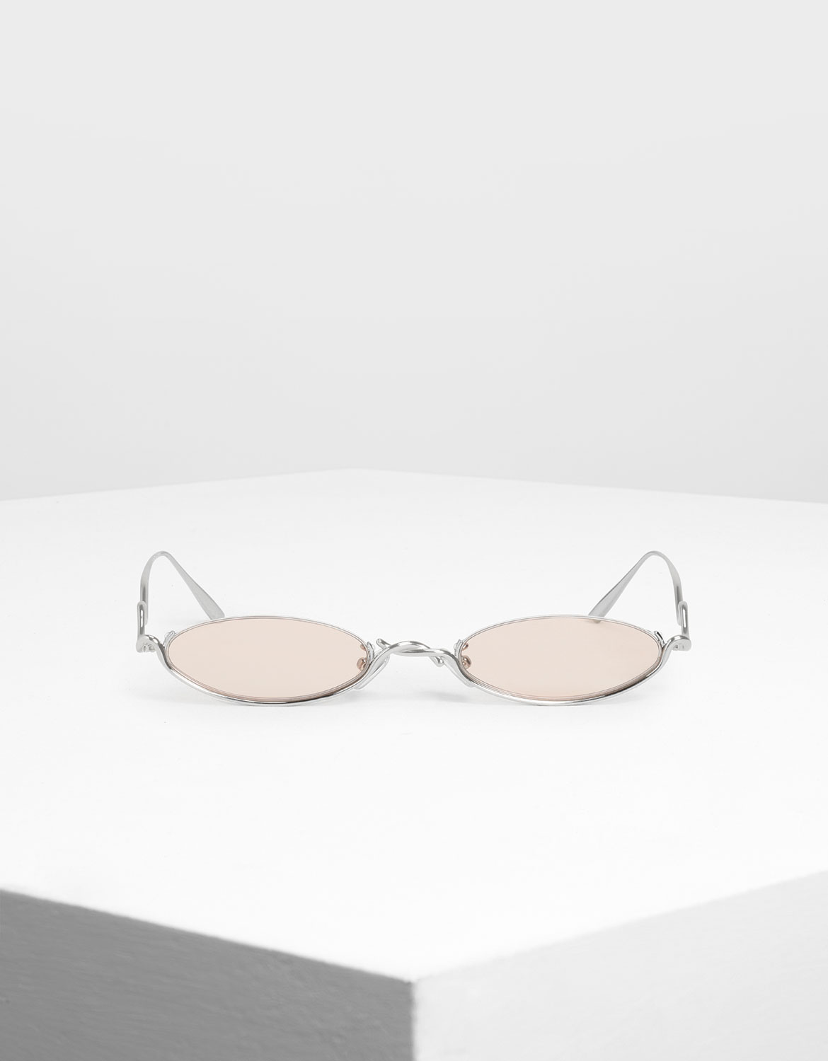 Wire Frame Oval Sunglasses