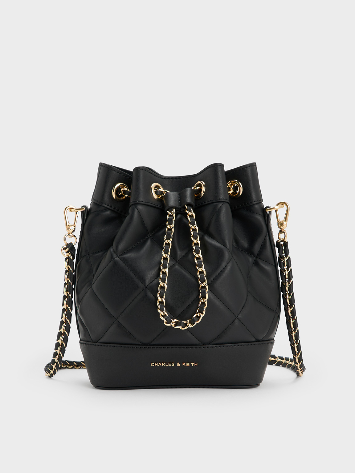 バッグ CHARLES & KEITH Julia Quilted Two-Way Black Julia Quilted Two-Way Bucket Bag - Black - Bags - CHARLES