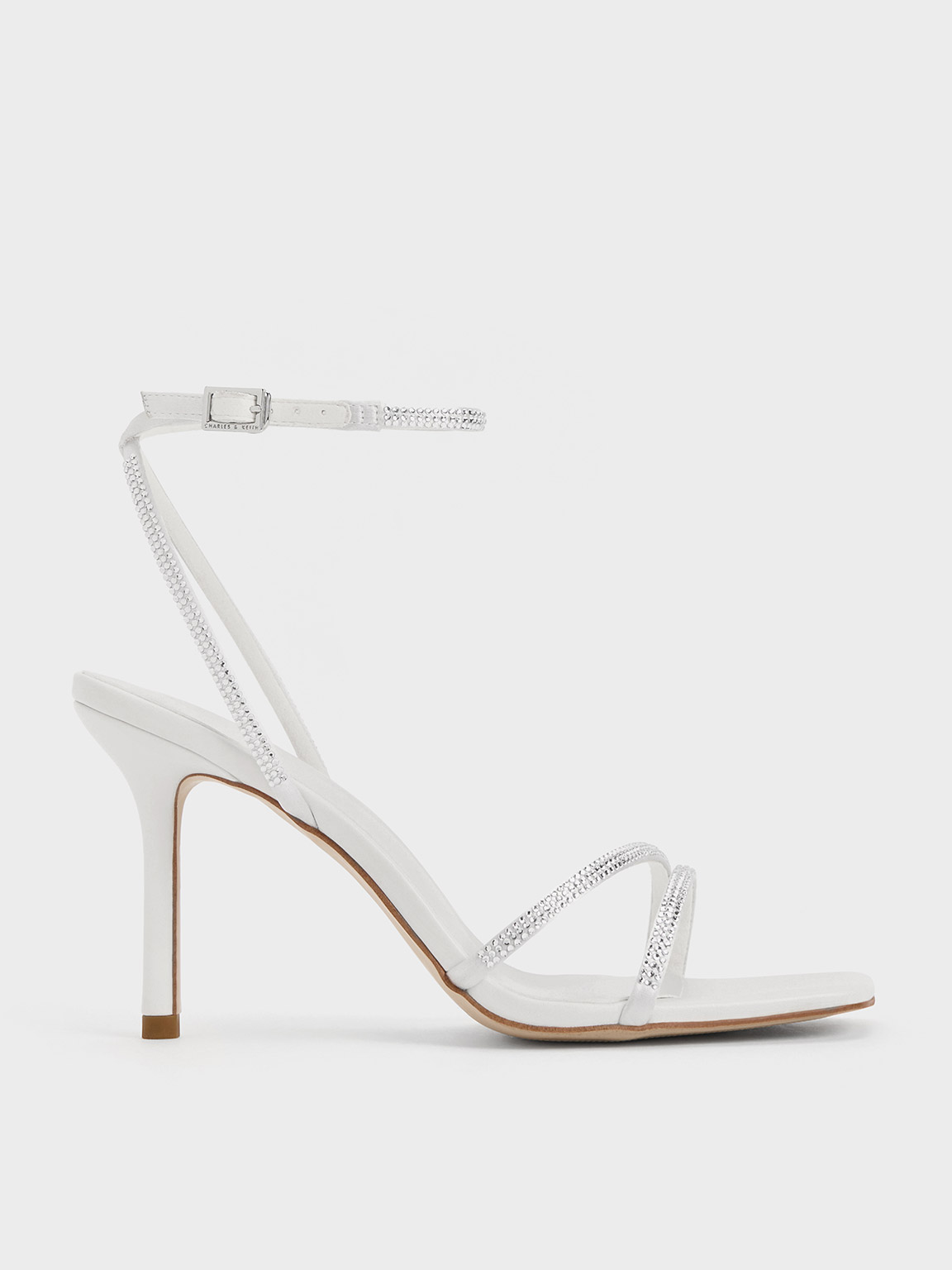 Satin-Stiletto-Sandaletten mit Strassverzierung in Weiß - CHARLES ...
