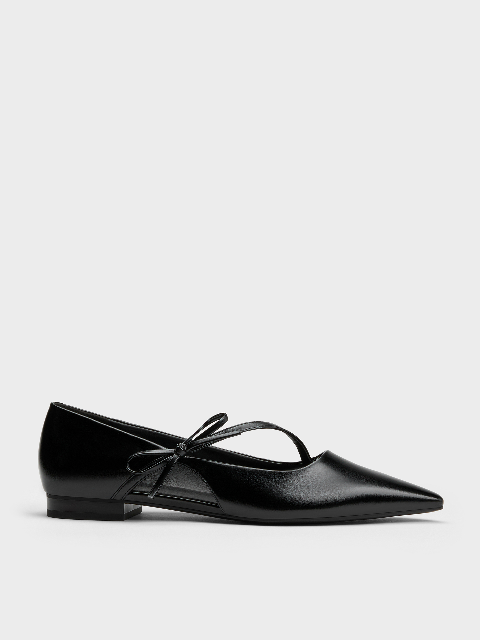 Ballerines à bout pointu et lanière à nœud noires | CHARLES & KEITH