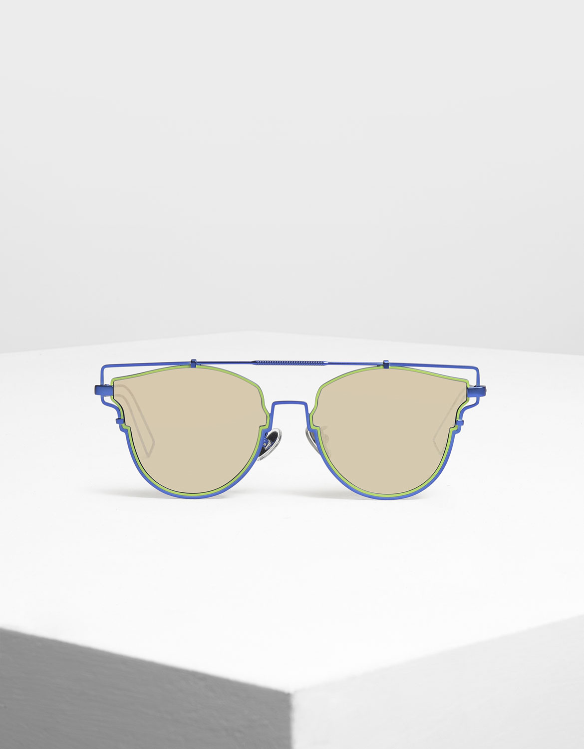 Wire Frame Geometric Sunglasses